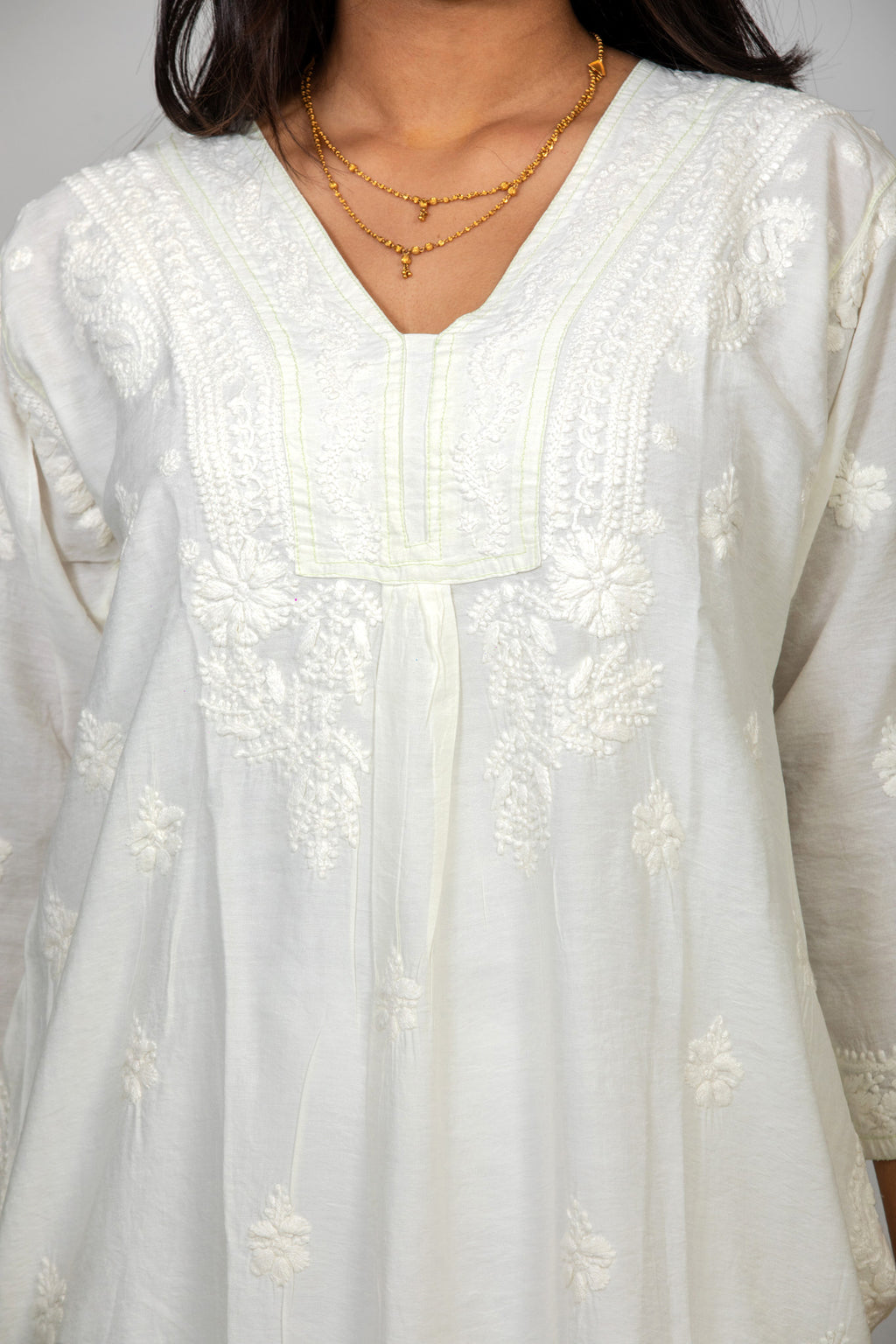 Off-White Chanderi Chikankari Kurti: Timeless Grace