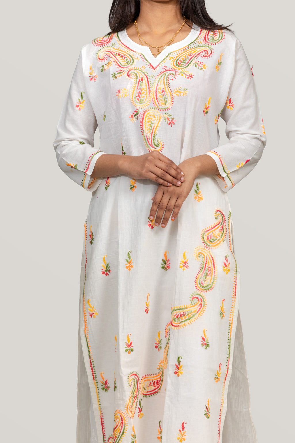 White Cotton Chikankari Kurta with Multicoloured Thread Work