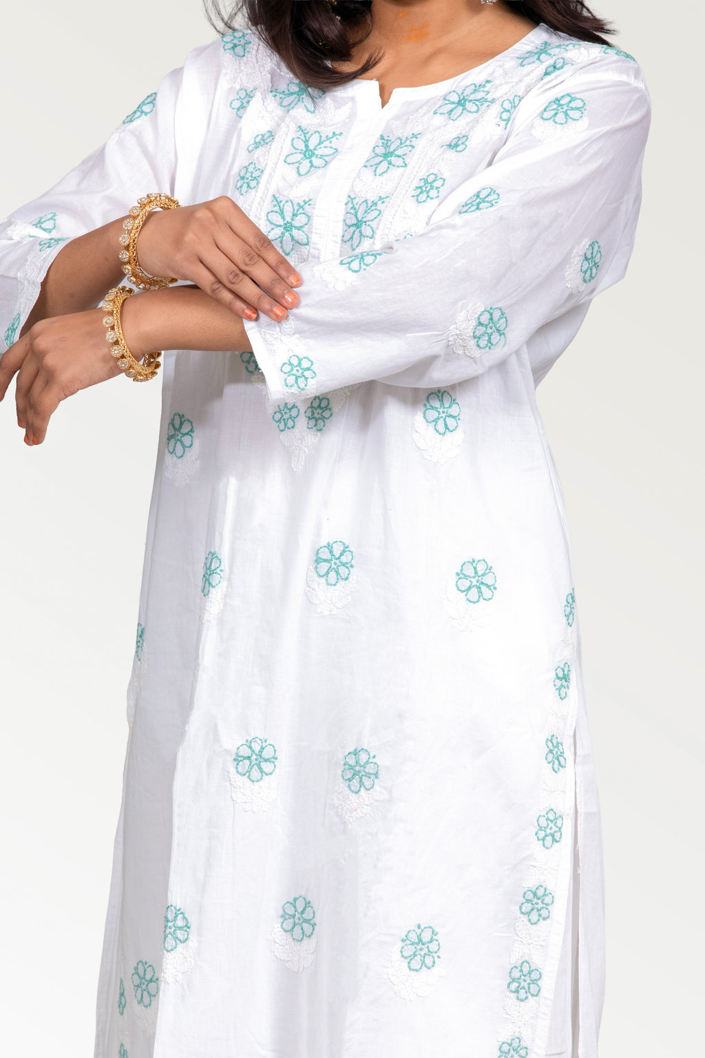 White Cotton Chikankari Kurta