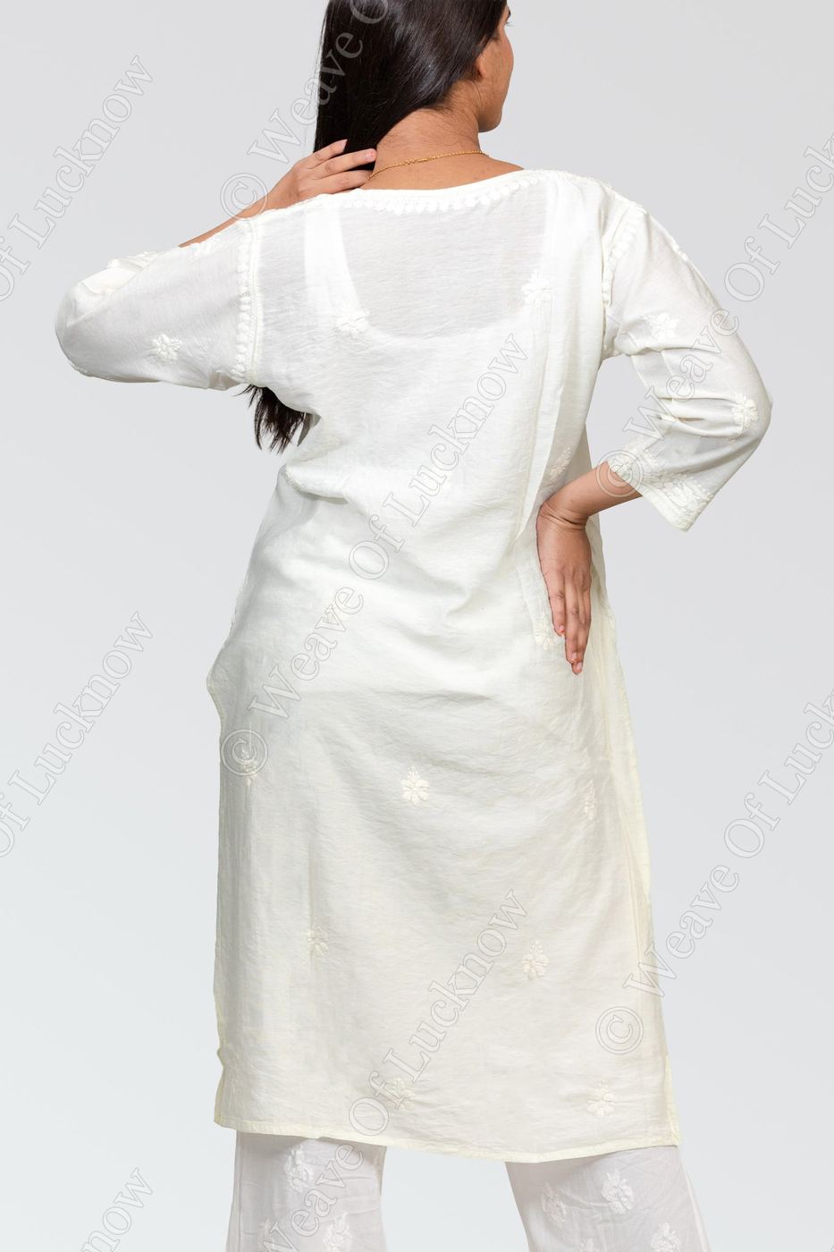 Off-White Chanderi Chikankari Kurti: Timeless Grace photo 4