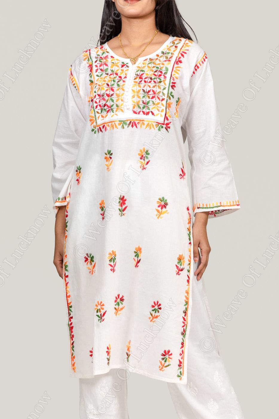 White Cotton Chikankari Kurta with Multicolour Thread Work photo 2