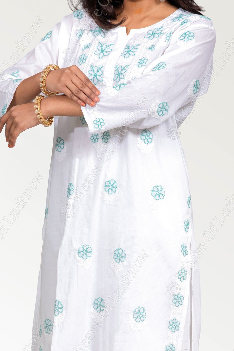White Cotton Chikankari Kurta photo 3