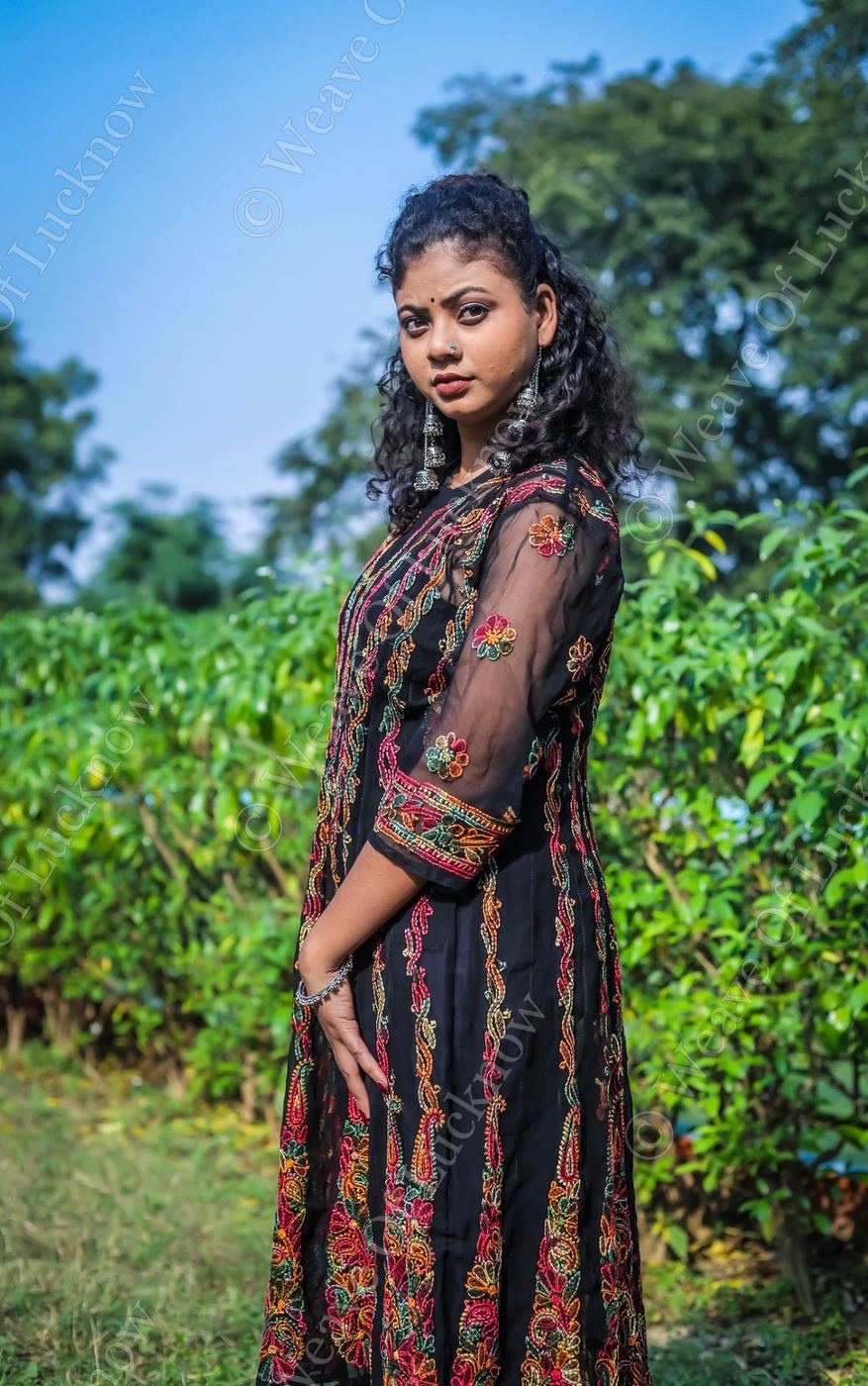 Multicolor Kashmiri-Inspired Floral Georgette Kurti in Midnight Black photo 2