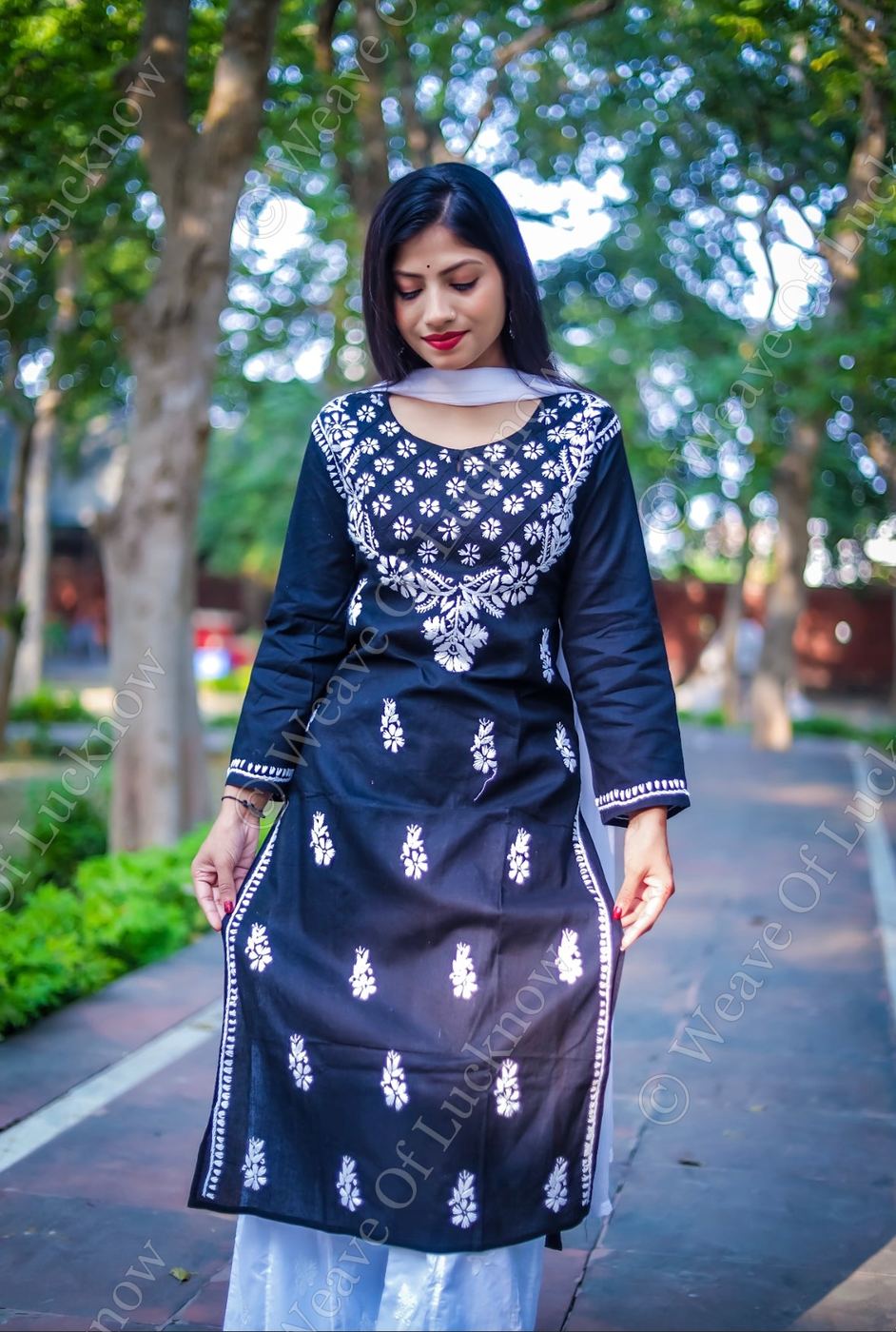 Black Cotton Chikankari Kurta photo 3