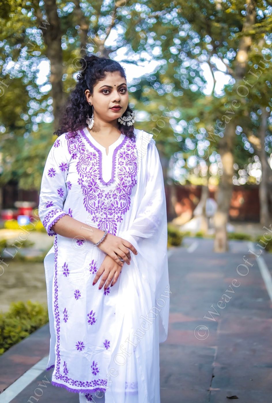 White Mal Cotton Chikankari Kurta Pant Set with Purple Thread Work photo 4
