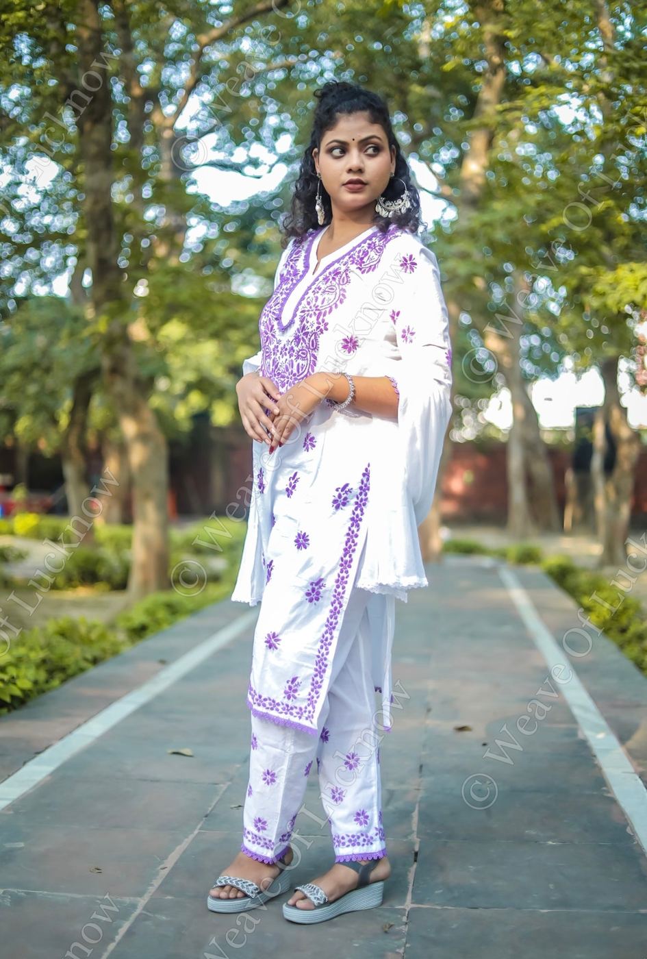 White Mal Cotton Chikankari Kurta Pant Set with Purple Thread Work photo 5