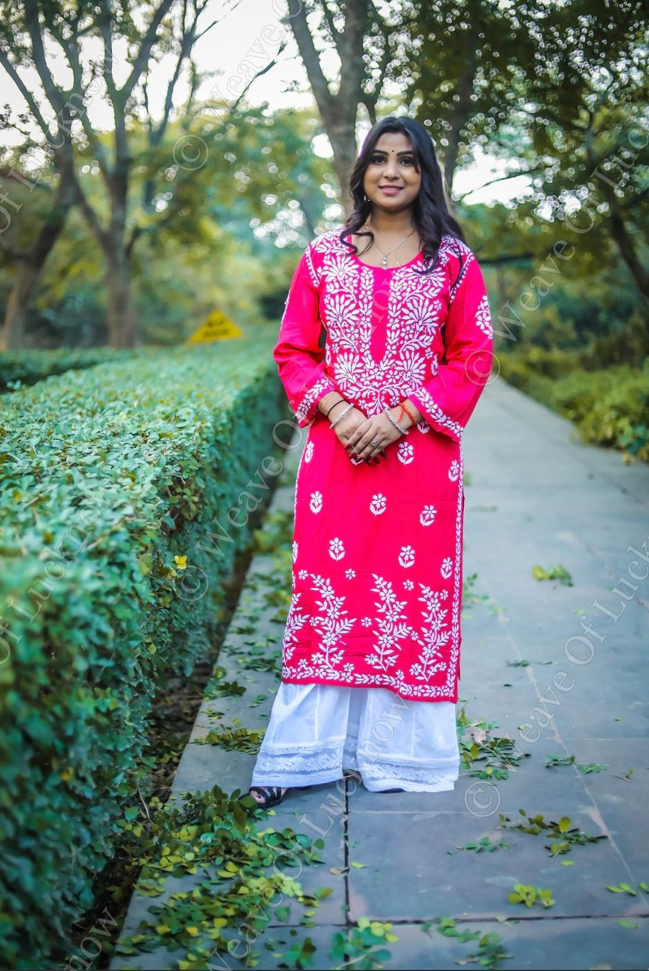 Magenta Rayon Chikankari Kurti photo 2
